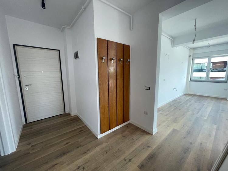 Apartament cu 2 camere, 79.70 mp plus terasa, loc de parcare inclus, zona Siloz