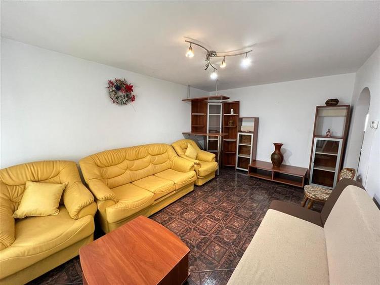 Apartament 3 camere + extindere zona Independentei