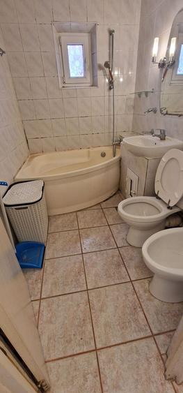 Apartament doua camere decomandate, zona gara.