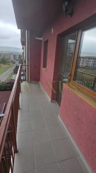 Apartament de 3 camere | 2 Balcoane| Parcare | zona Subcetate