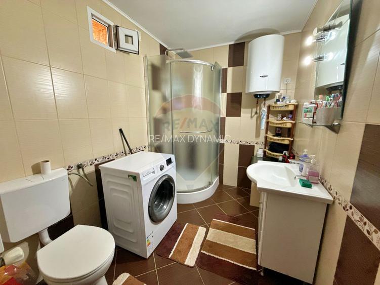 Casă mobilată și utilată, renovată complet, teren 1.410 mp - 7