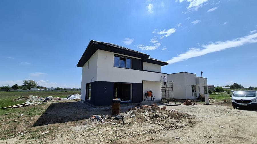 Ciutaci, str. Salciei, loturi 400 mp utili, deschidere 20 ml, drum 11 ml