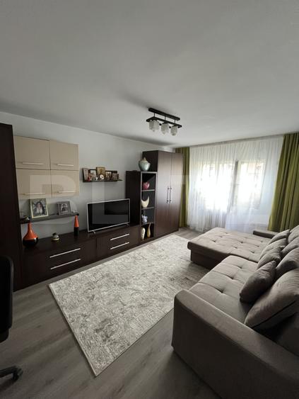 Apartament 2 dormitoare, 57 mp, etaj 3, complet mobilat, zona Big