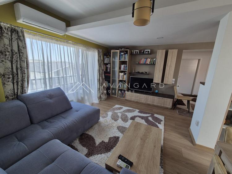 Apartament 4 camere , 3 bai, 2 balcoane, parcare