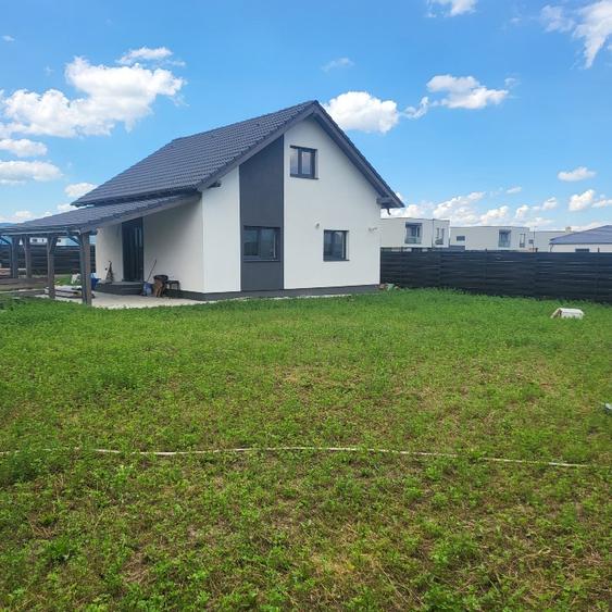 Complex 23 Case individuale in Cristian, 550 mp teren, caramida+beton