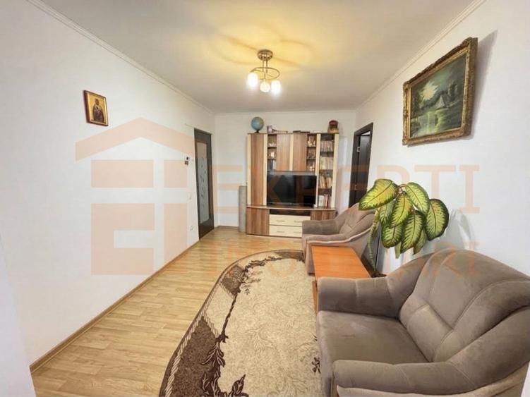 Apartament de 2 camere de vanzare in zona Inel II