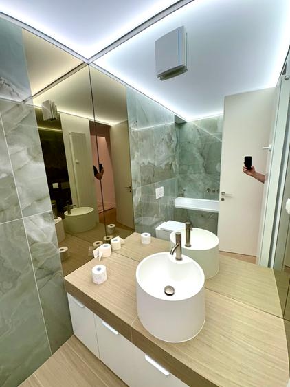 Cortina126 - jacuzzi - parcare subterana - prima inchiriere