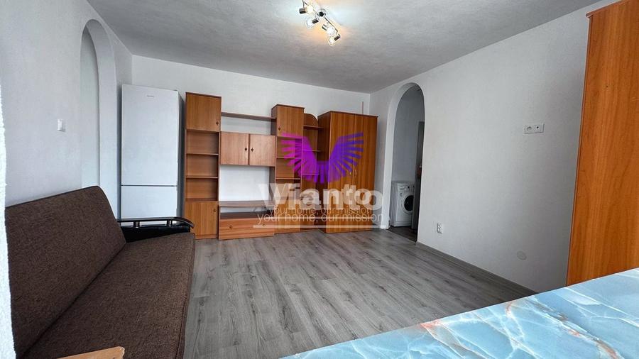 Apartament 3 camere mobilat prima inchiriere Hipodrom I-Luptei