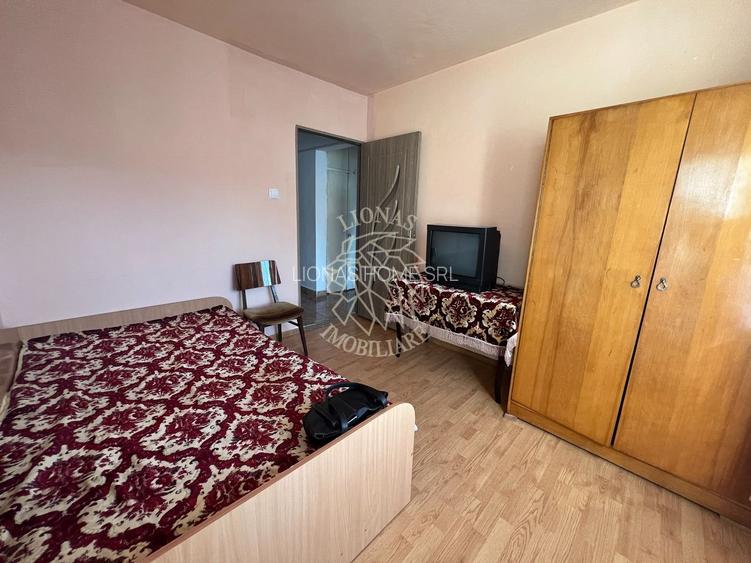 Apartament decomandat 3 camere 64 mp-2 balcoane-Zona Sensul Vechi