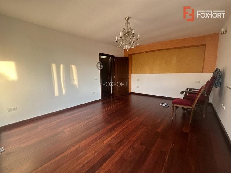 Casa individuala cu 10 camere si piscina, in Dumbravita - ID V5614 - 28
