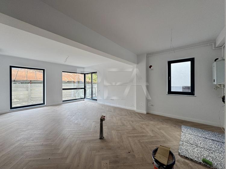 2 camere curte si terasa 102 mp Ultracentral
