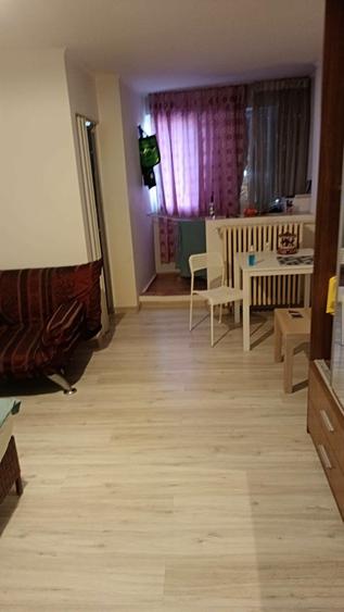 Garsoniera Drumul Taberei metrou Favorit