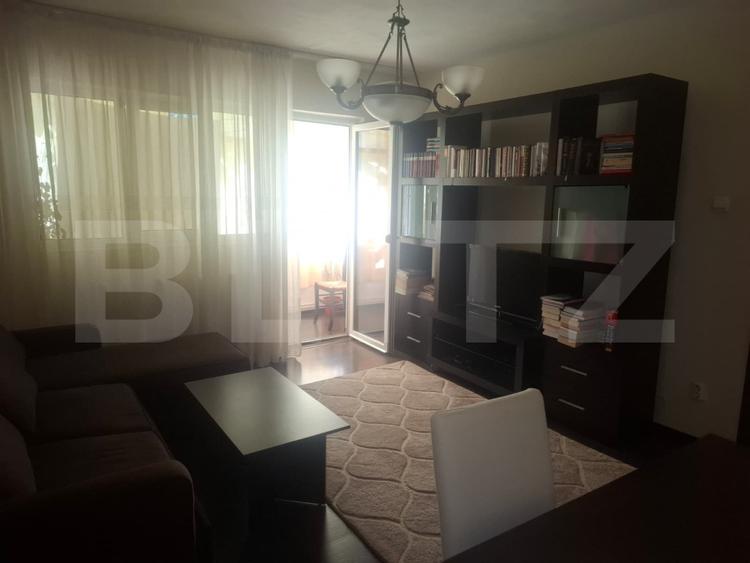 Apartament 3 camere, 77 mp, zona Micro 5