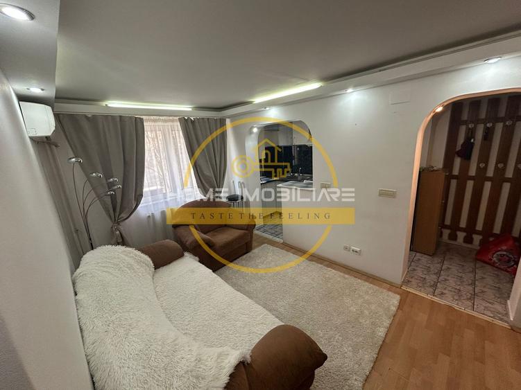 Apartament cu 3 camere / 40 mp/ in zona Podu Ros