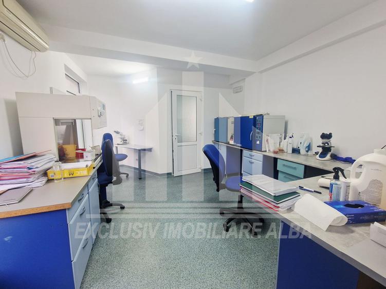 Spatiu Comercial | Laborator analize medicale | 400 mp | Cetate