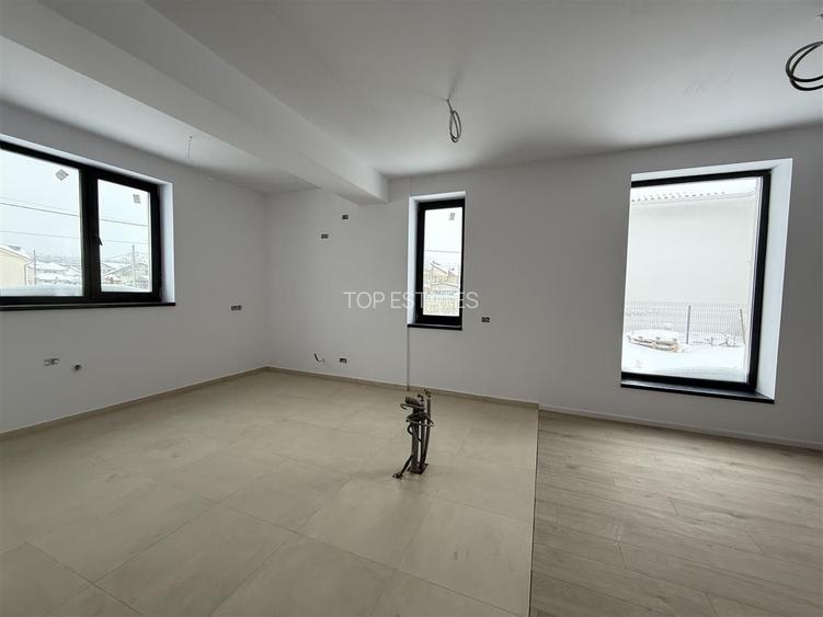 De vanzare Vila Str. Daliei - Petresti Corbeanca Ilfov - 15