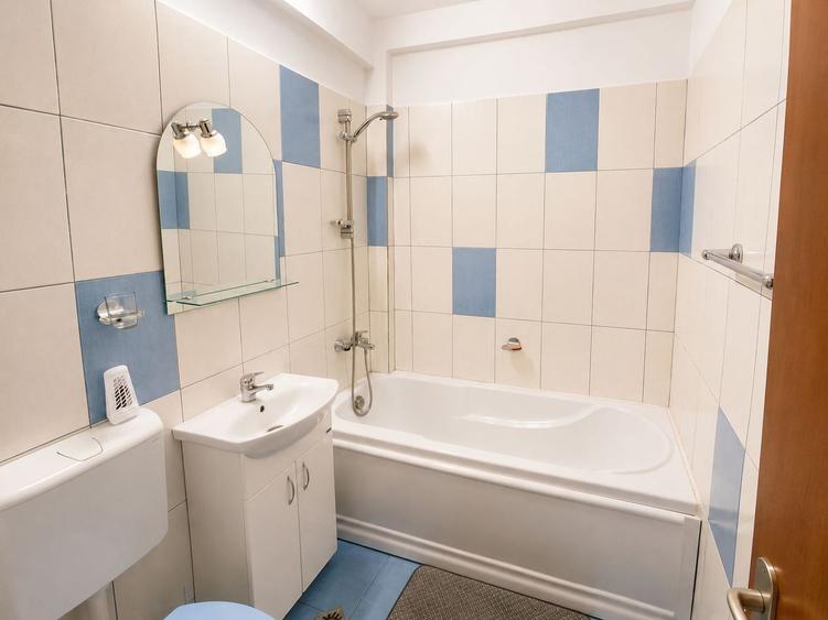 Etaj 1 | Apartament 40 mp cu bucătărie separată | Str. Stejarul