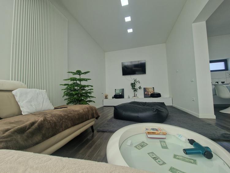 Mamaia Nord - 3 camere, 3 gr sanitare-100mp, mobilat-utilat complet nou