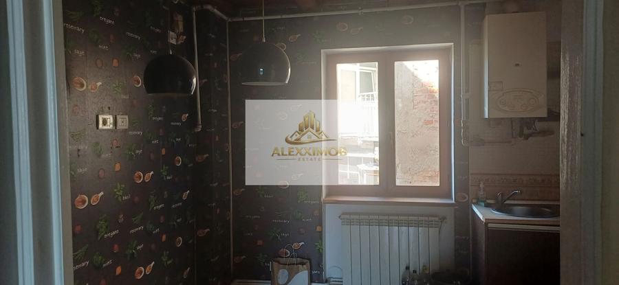 Apartament de Vanzare - Zona Ateneul Roman - 4 camere - 110 MP