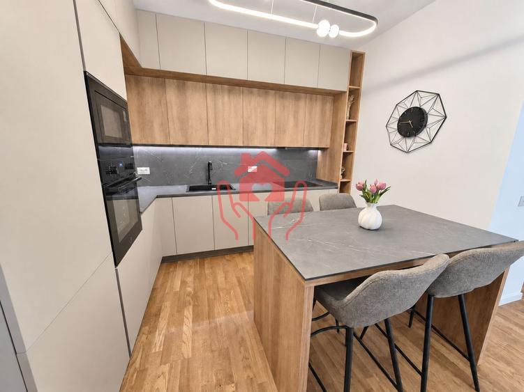 JANDARMERIEI I PRIMA LOCUIRE | Terasă generoasă | Mobilier Rovere |