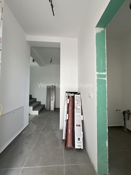 Duplex 4 camere, 100mp utili +12mp terasa, pozitie excelenta -Giroc - 10