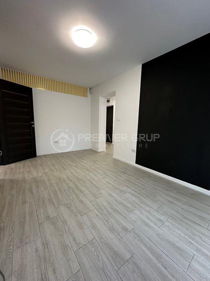 Spatiu comercial 3 incaperi 36mp cu loc de parcare, Podu Roș, CT