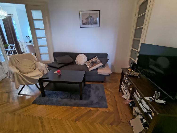 Peninsula 3 camere 84 mp pret 160.000 euro