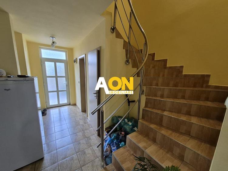 Casa duplex 3 camere, mobilat, 85 mp utili, teren 150 mp, Zona Centru