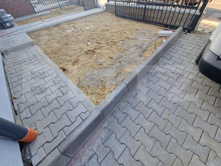 Casa cu 4 camere, 275 mp, zona Big-Manastur