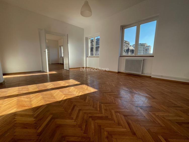 Apartament 4 camere în Piața Unirii | Clădire istorică | Str. Flor - 6