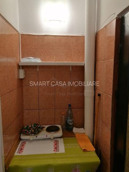 Camera camin pacurari lukoil etajul 2 - 4