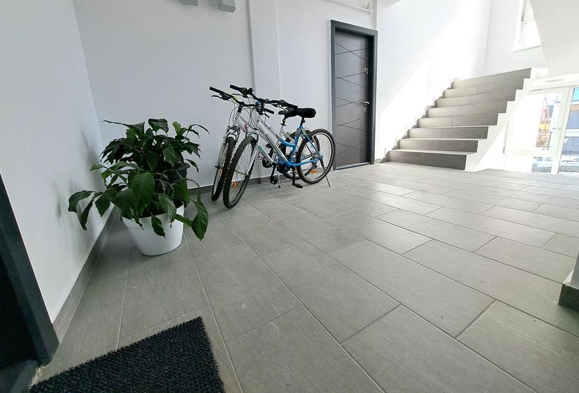 Apartament 3 camere Nou - Sibiu, Centrele Comerciale