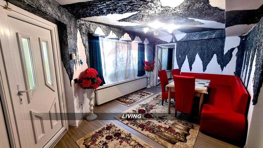 Apartament cu 3 camere si grădină de vânzare