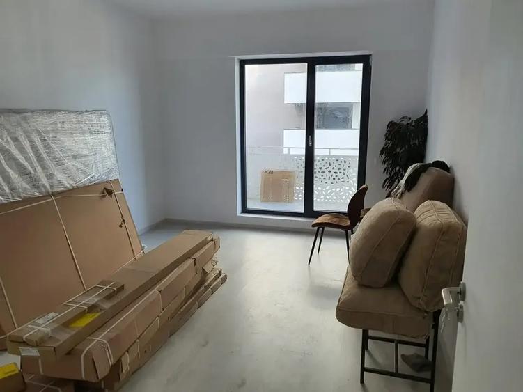 De inchiriat 2 Camere Mobilat la 7 min de Metrou N. Teclu Bloc Nou