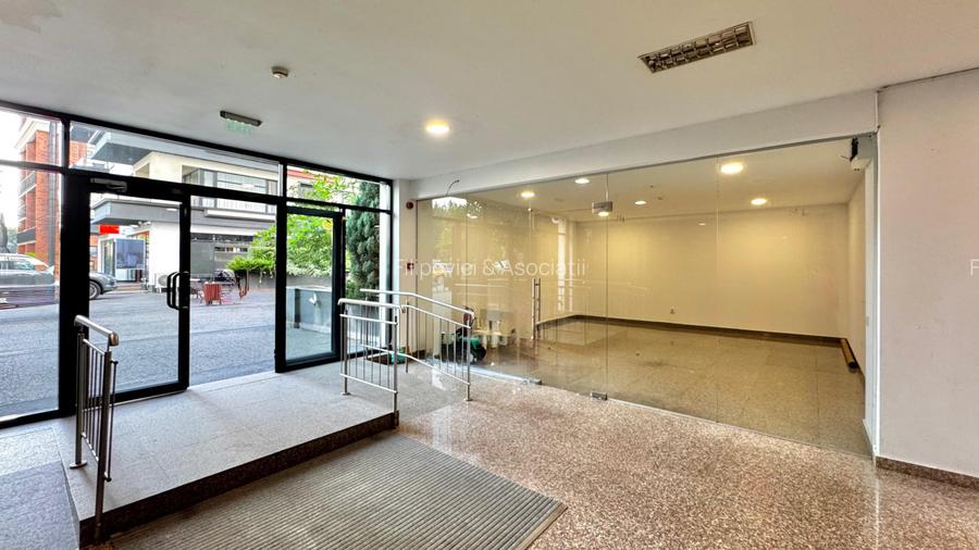 Spatii comerciale | 40 mp -51 mp | Laguna Residence - 3