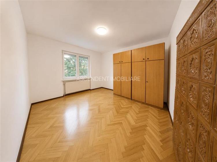 Apartament reprezentativ, 5 camere, pentru birou sau locuinta, Central, Brasov - 12