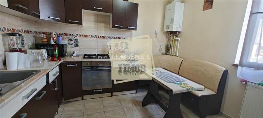 Apartament 3 camere terasa 80 mp si  curte 145 mp zona Calea Cisnadiei - 7