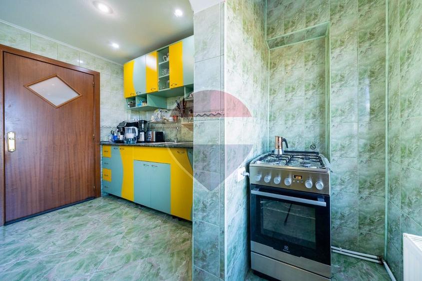 Apartament 2 camere, decomandat,boxa si loc de parcare!