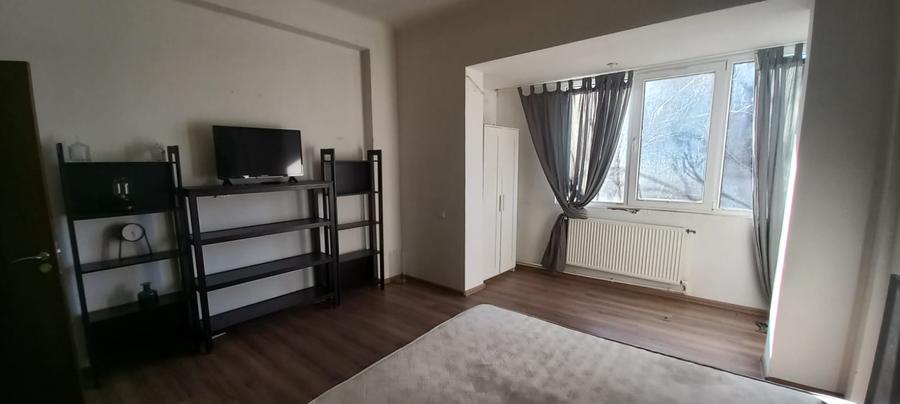 Apartament 4 camere Universitate Carol I 47