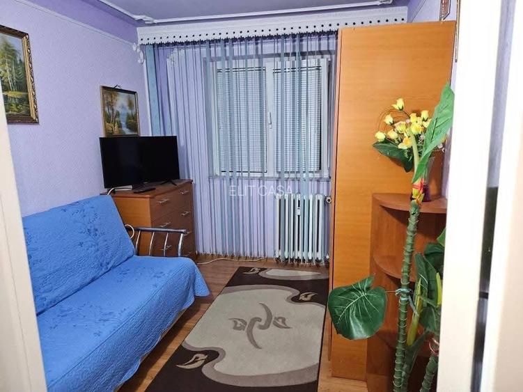 Apartament cu 3 camere, zona Alexandru cel Bun - 2