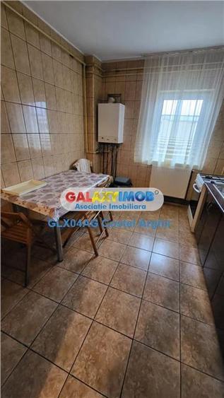 Inchiriem ap cu 4 camere , et 4 , Gavana, mobilat si utilat