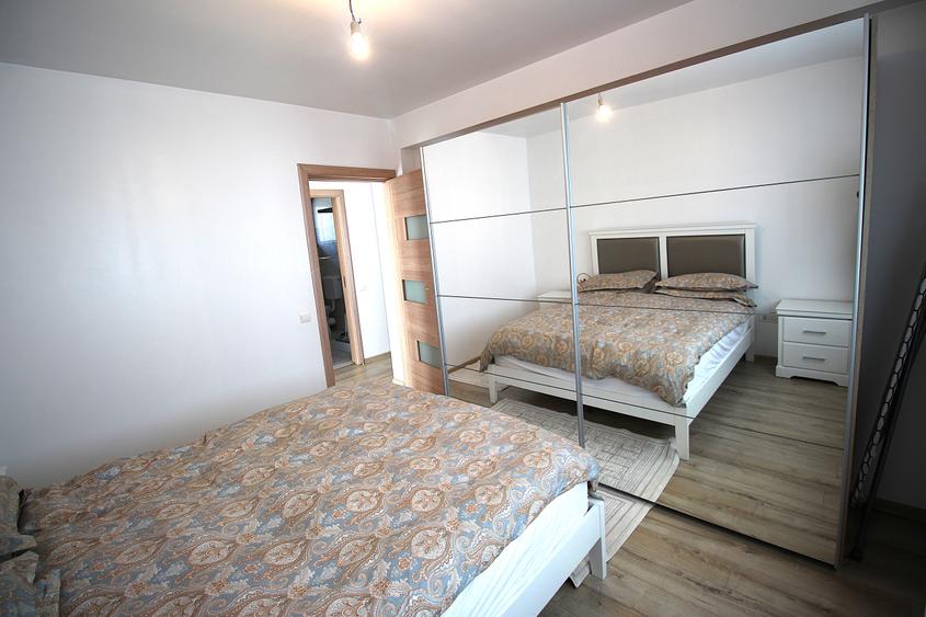 Complex privat - Apartament spatios si luminos  + curte