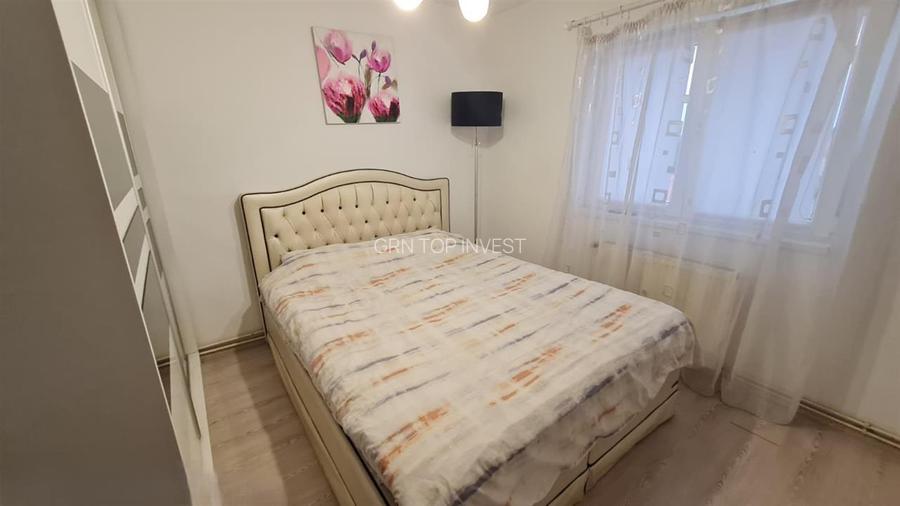Apartament 3 camere decomandat balcon zona Centrala