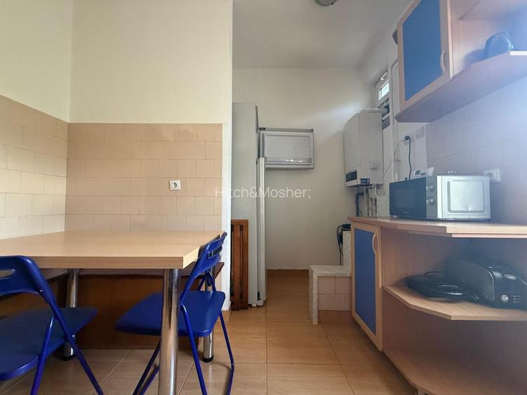 Apartament 3 camere, str. Bucuresti, suprafata generoasa - 12