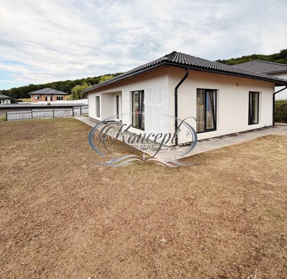 Casa finisata, 4 camere, 500 mp teren, Popesti