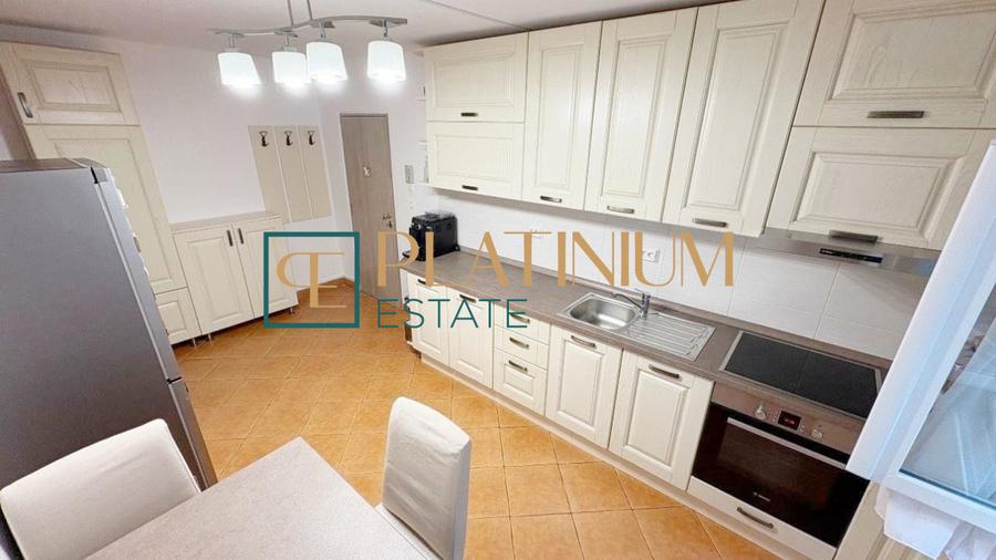 P4561 Apartament cu 3 camere DECOMANDAT, zona Calea Lipovei