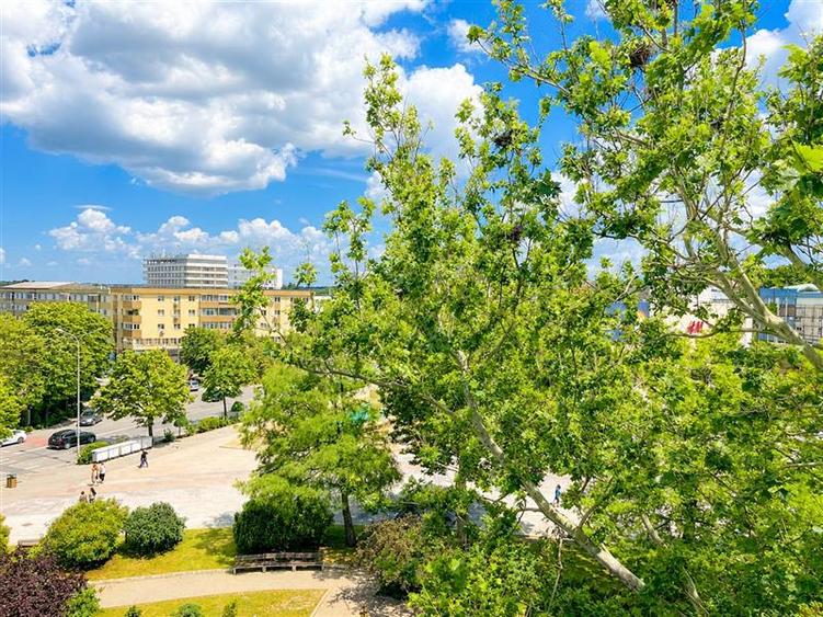 Apartament deosebit în Piața Civică Tulcea | 90 mp | 2 băi |