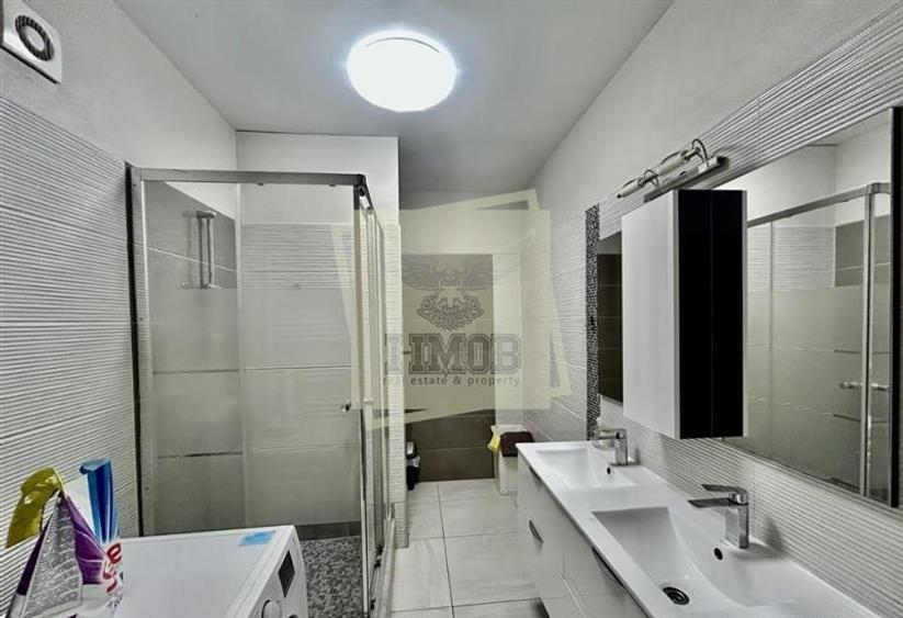 Casa individuala cu 8 camere si teren 373 mp in zona Lazaret