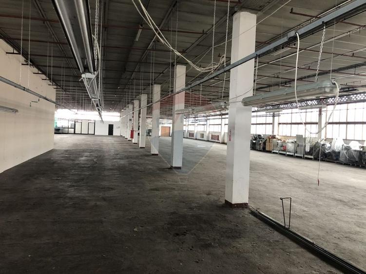 Spațiu industrial de inchiriat, 1218 mp, zona aeroportului, la etaj