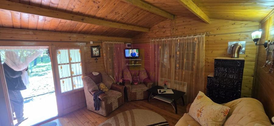 Complex 3 cabanute de vanzare in Breaza
